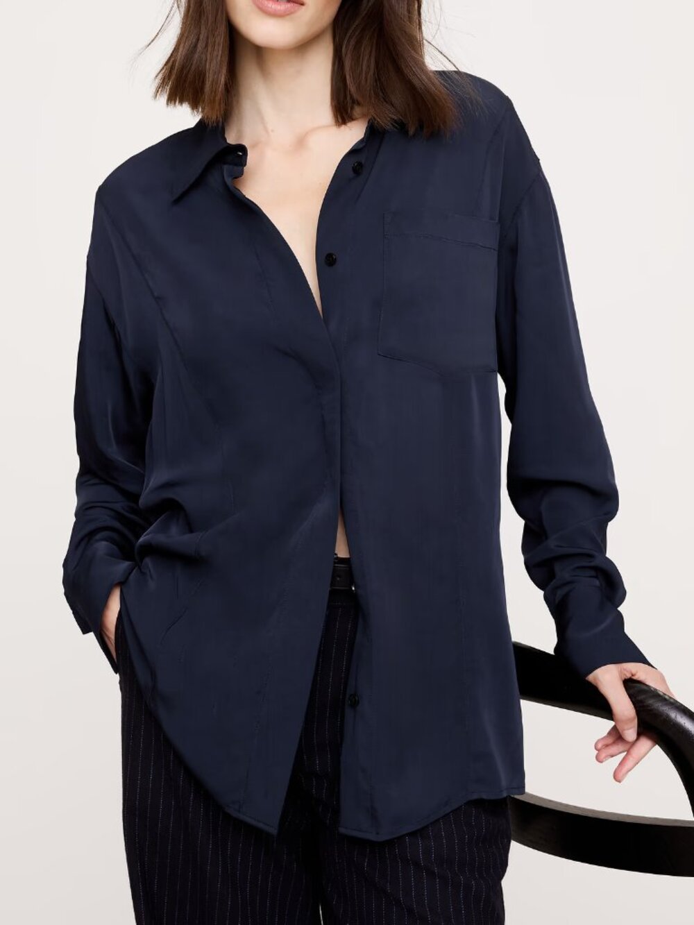 NWT Banana Republic Navy Blue Drapey Twill Button-Back Tunic Top Shirt XS